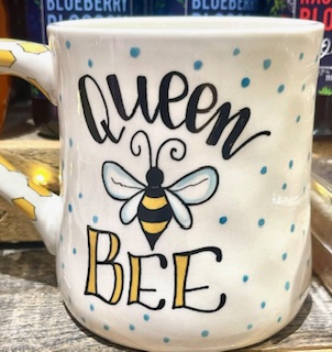 QUEEN BEE MUG